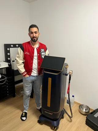 Studio 4